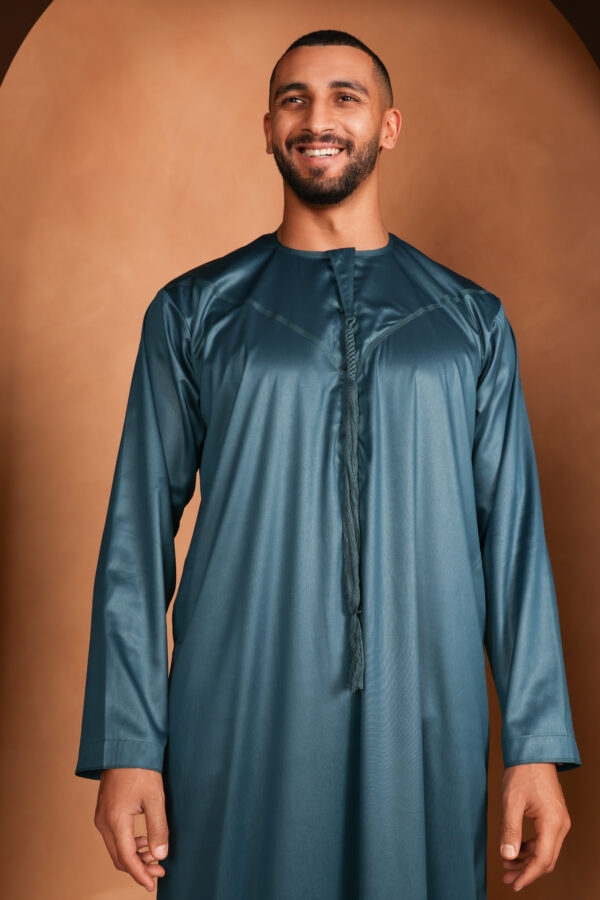 Kandhoura Ismael - Deep Teal Emirati Kandhoura – Soft Satin Blend | Elegant & Lightweight Traditional Wear