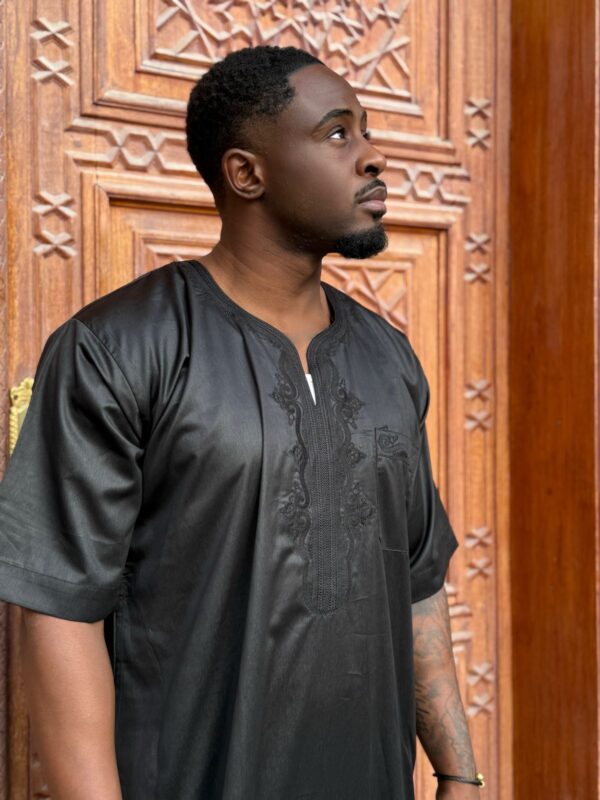 Qamis Demba - Black Short-Sleeve Men’s Qamis – Premium Ebony Satin | Subtle Embroidery