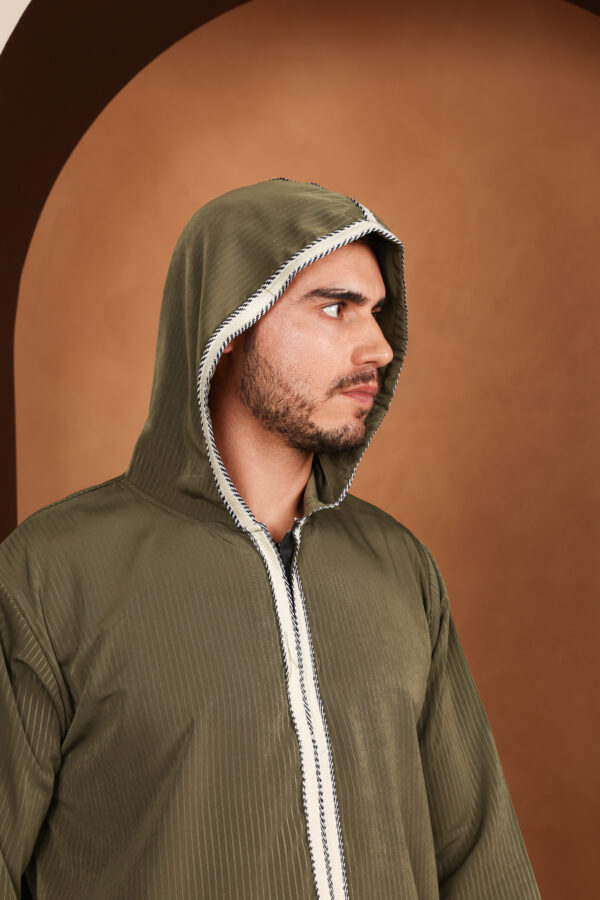 Qamis Ismael - Qamis à capuche pour homme vert olive - Tissu Zibda léger - Style omanais classique