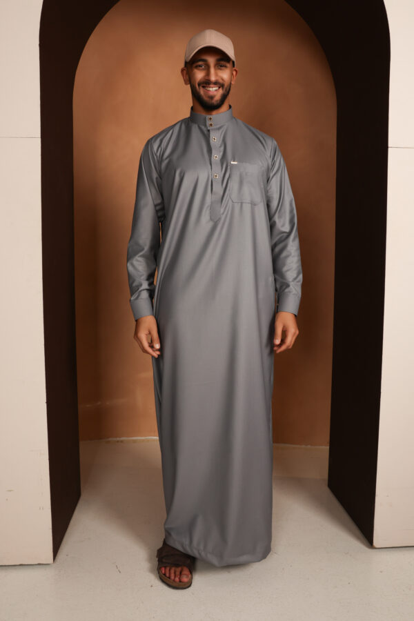 Qamis Izzak – Men’s Long Qamis in Steel Grey