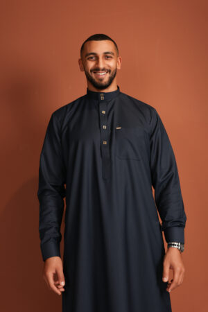 Qamis Mady – Men’s Long Qamis in Deep Navy Blue