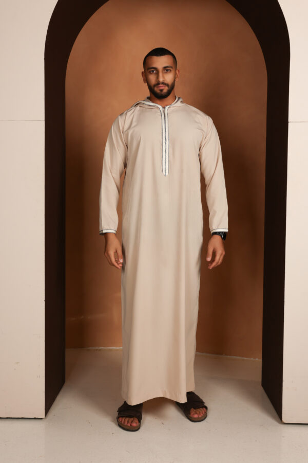 Qamis Mohamed - Qamis beige à capuche pour homme - Tissu Zibda léger | Design omanais classique