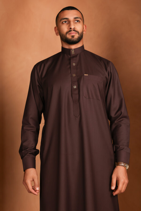 Qamis Sahal – Men’s Long Qamis in Dark Chocolate Brown