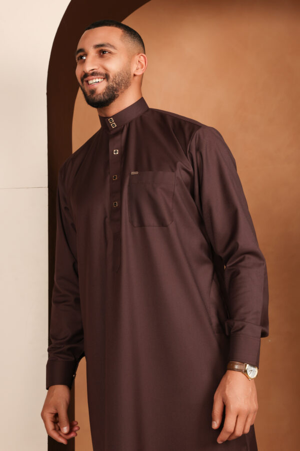 Qamis Sahal – Men’s Long Qamis in Dark Chocolate Brown