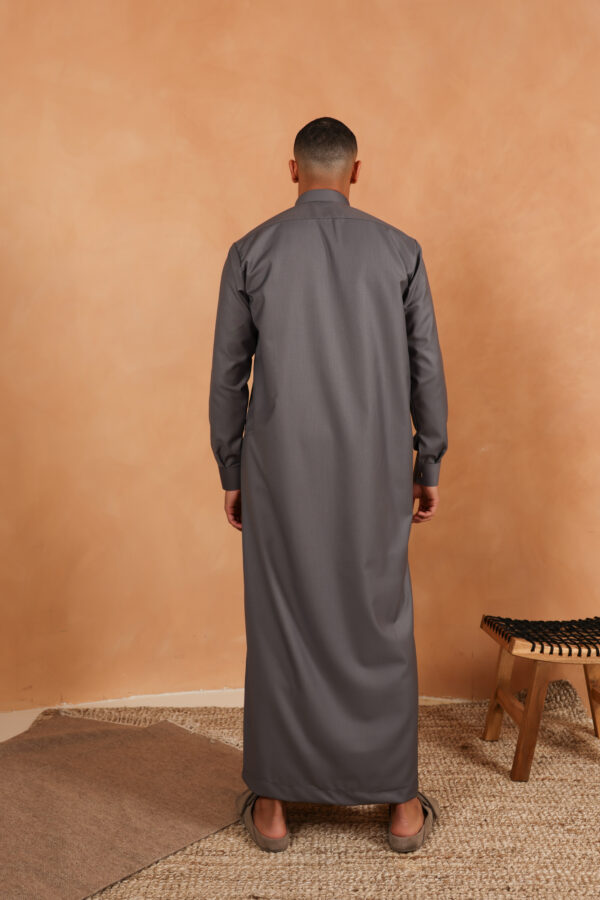 Qamis Shams – Men’s Long Qamis in Charcoal Grey