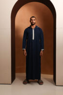 Qamis Yacoub - Qamis homme à capuche bleu marine profond - Tissu Zibda léger | Style omanais classique